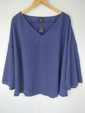 NWT Lane Bryant Navy Boxy Fit 3/4 Sleeve V-neck Blouse